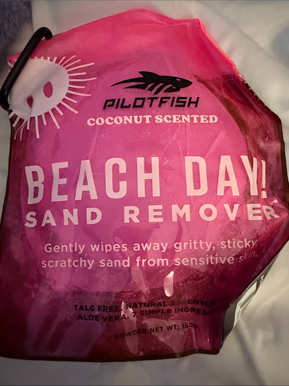 Beach Day! Coconut Scented Sand Remover - Pink